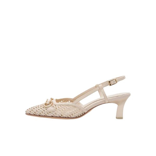 Tamaris slingback intrecciate con accessorio gioiello avorio