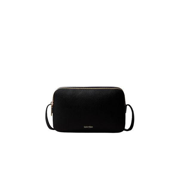 Calvin Klein Borsa a tracolla con logo laminato Nera