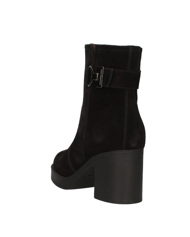 Nero Giardini Stivaletti donna I513892D in pelle scamosciata nera