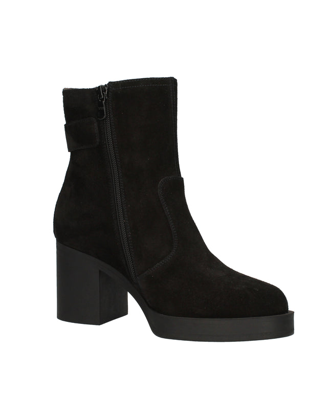 Nero Giardini Stivaletti donna I513892D in pelle scamosciata nera