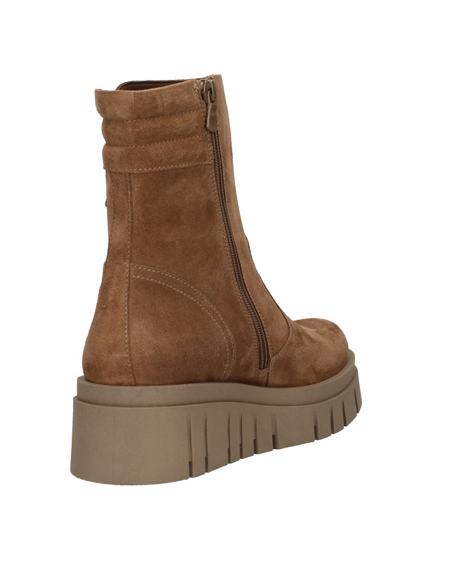 Nero Giardini I514914D stivaletti in suede color Mou con suola platform