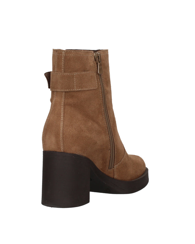 Nero Giardini Stivaletti donna I513892D in pelle scamosciata Mou