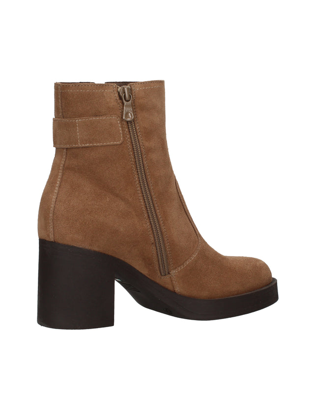 Nero Giardini Stivaletti donna I513892D in pelle scamosciata Mou