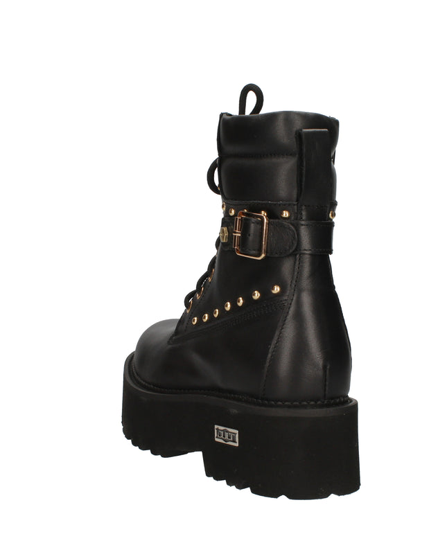 Cult Rocky 4641 anfibi platform con borchie neri