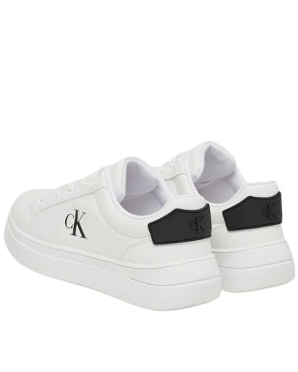 Calvin Klein sneakers in ecopelle bianca con logo monogram