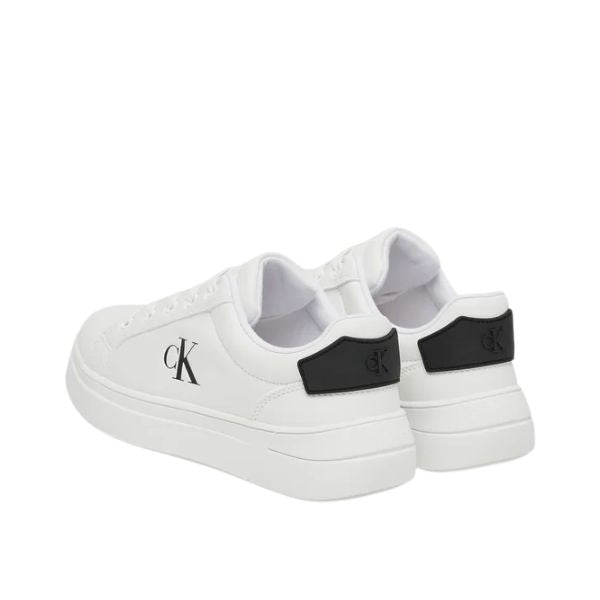 Calvin Klein sneakers in ecopelle bianca con logo monogram