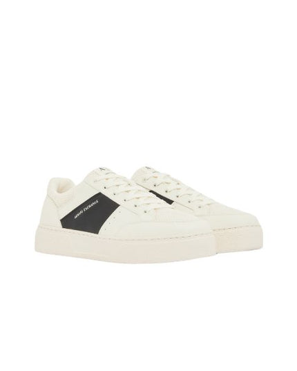 Armani Exchange sneakers bianche con logo laterale a contrasto