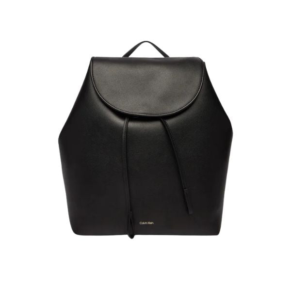 Calvin Klein zaino in pelle nera con coulisse e patta