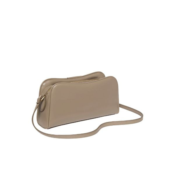 Calvin Klein borsa a tracolla taupe con ciondolo removibile