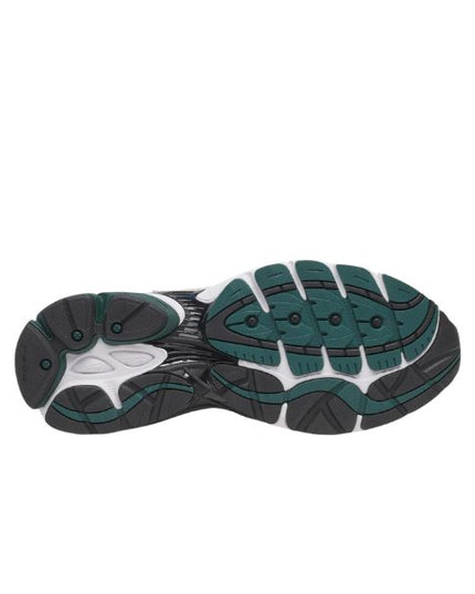 Saucony Progrid Omni 9 sneakers white pine green