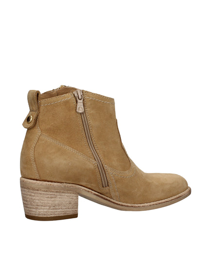 Nero Giardini stivaletti texani in camoscio con tacco effetto legno