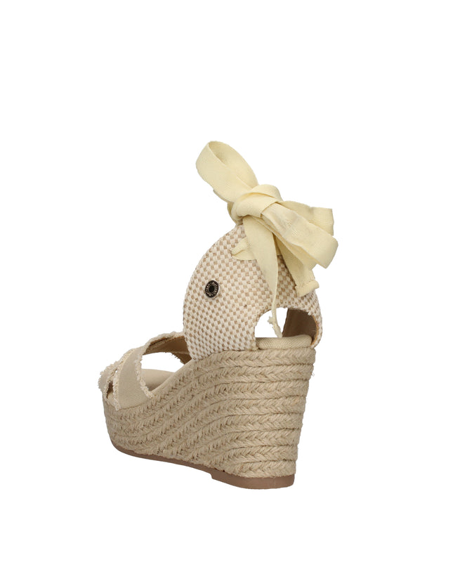 Refresh sandali in tessuto con zeppa in rafia