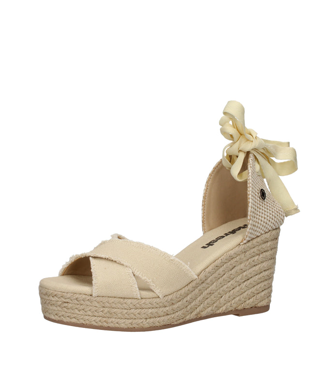 Refresh sandali in tessuto con zeppa in rafia
