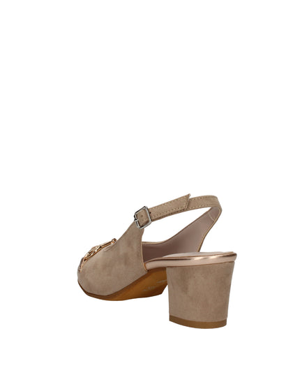 Cinzia Soft scarpe spuntate con tacco e cinturino