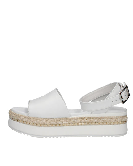 Nero Giardini sandali in pelle con dettagli in rafia