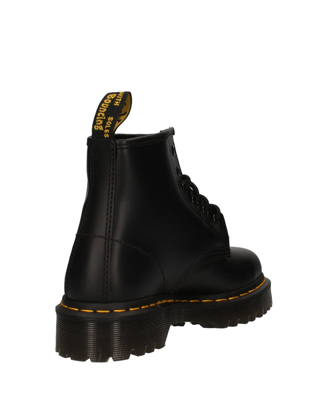 Dr. Martens 101 Bex anfibi in pelle smooth