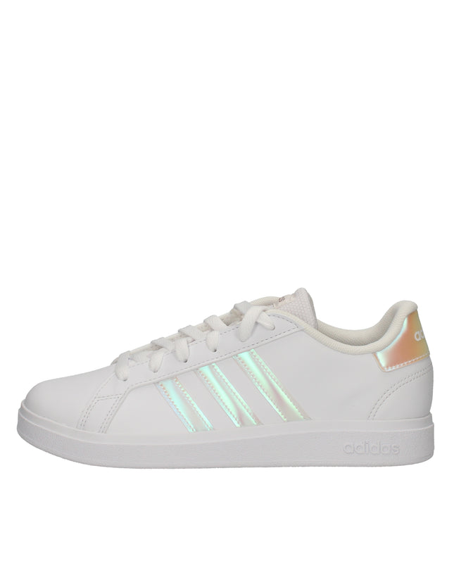 Adidas Grand Court 2.0 sneakers con dettagli olografici