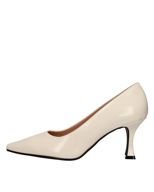 Cinzia Soft decolletè in vernice con tacco a clessidra
