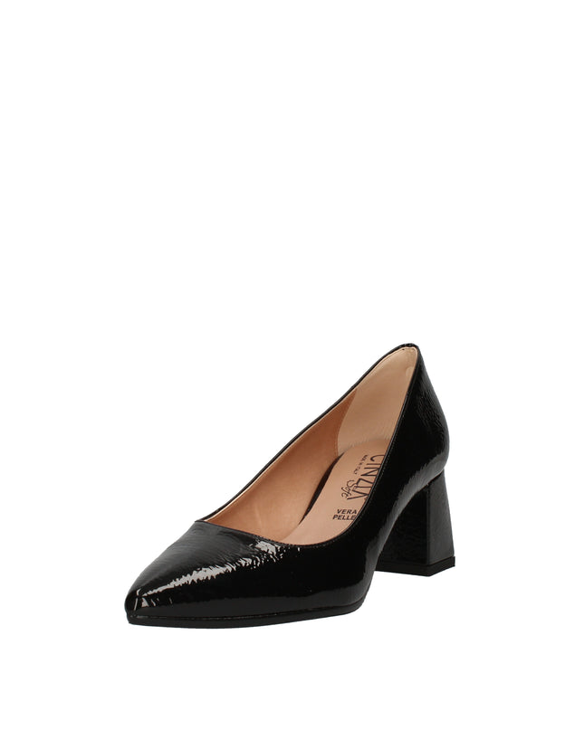 Cinzia Soft decolletè in vernice con tacco grosso