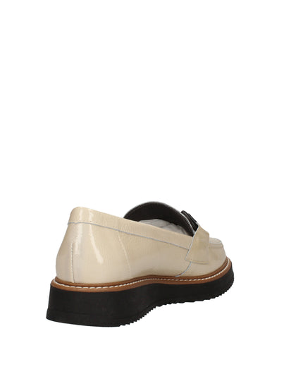 Pitillos mocassini in vernice con accessorio