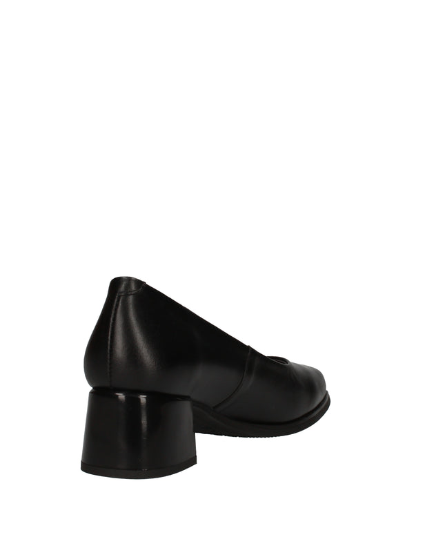 Pitillos decolletè con tacco spesso