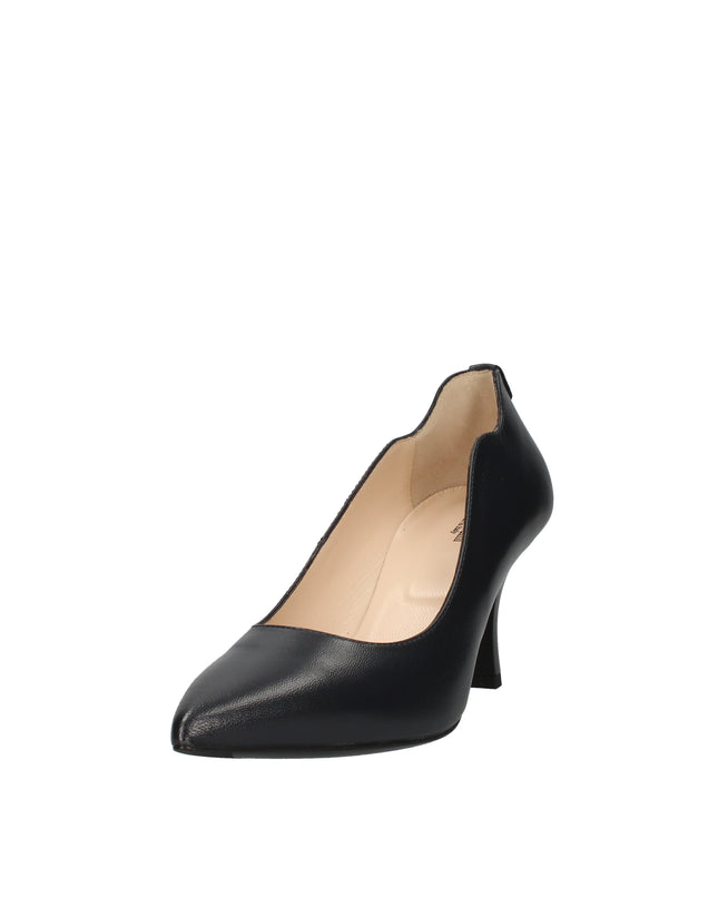 Nero Giardini decolletè con tacco a spillo