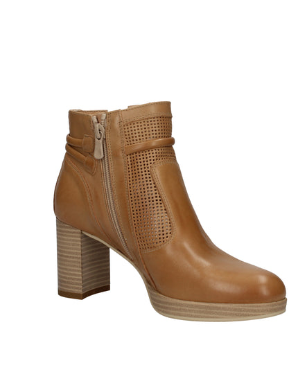 Nero Giardini tronchetti in pelle traforati con tacco effetto legno