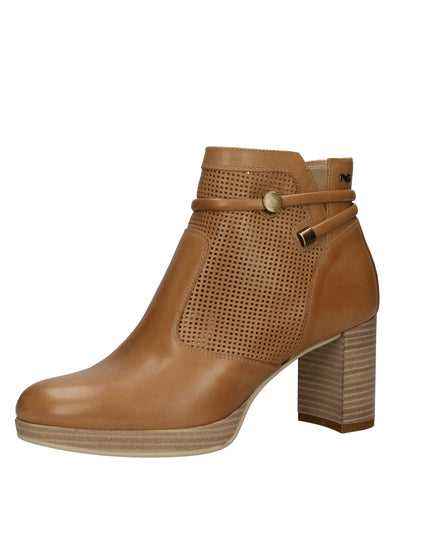 Nero Giardini tronchetti in pelle traforati con tacco effetto legno