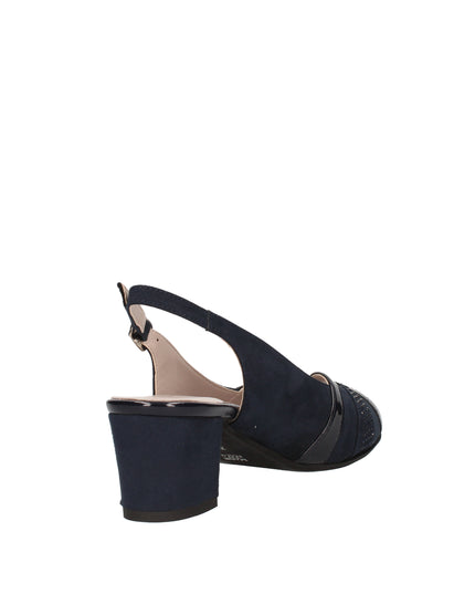 Cinzia Soft scarpe spuntate in camoscio con cinturino regolabile