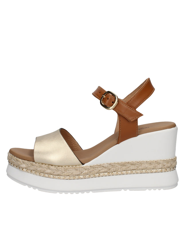 Nero Giardini sandali con zeppa in pelle