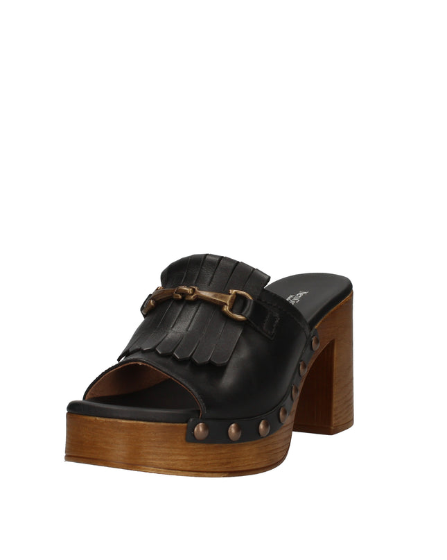 Nero Giardini zoccoli con tacco a blocco e frange