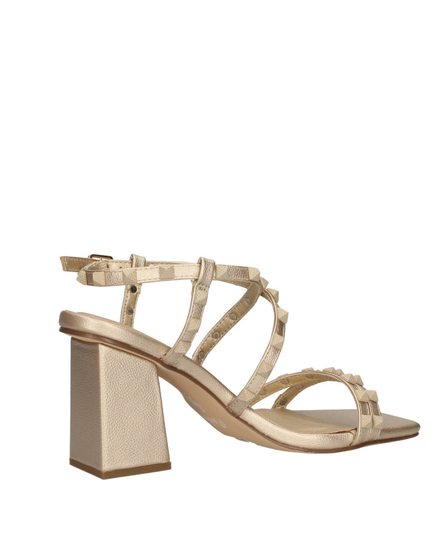 Menbur sandali con tacco a blocco e charme piramidali