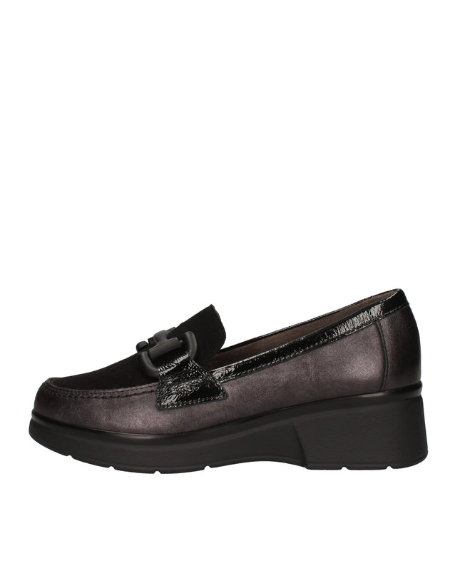 Pitillos slip on con dettaglio decorativo tono su tono
