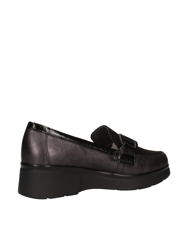 Pitillos slip on con dettaglio decorativo tono su tono