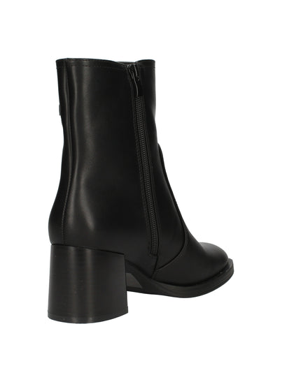 Keys stivaletti in pelle con tacco a blocco e accessorio decorativo