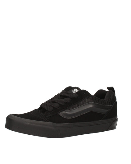 Vans Knu Skool sneakers tono su tono con linguetta imbottita