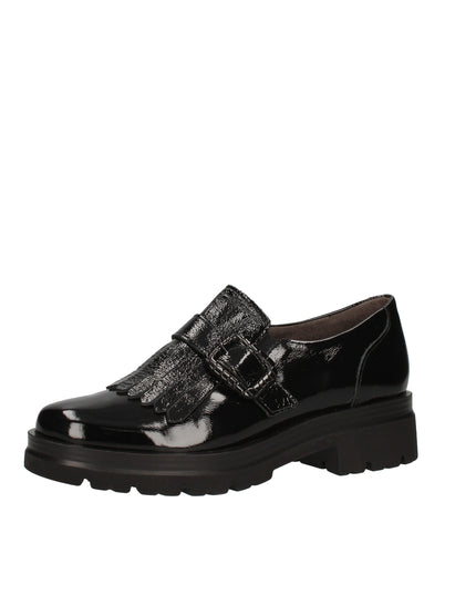 Pitillos slip on in vernice con frange decorative