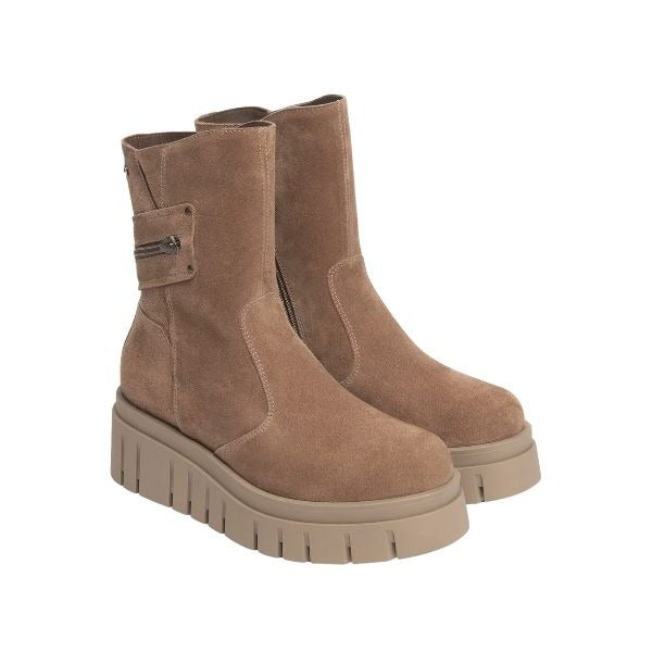Nero Giardini stivaletti platform in suede mou