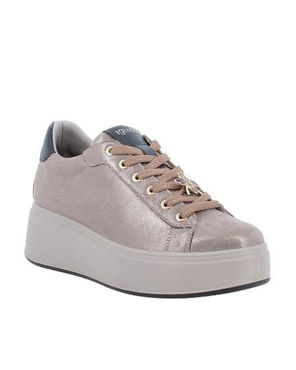 Igi&co sneakers platform in pelle laminata con charm champagne