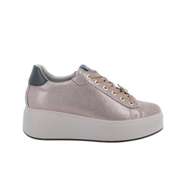 Igi&co sneakers platform in pelle laminata con charm champagne