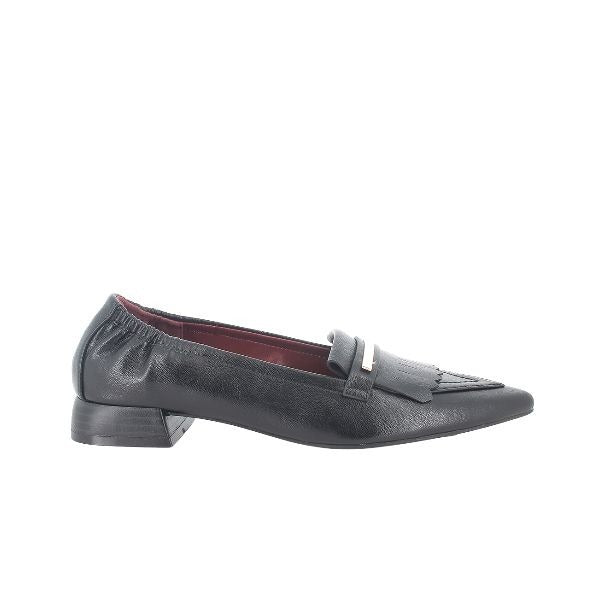 Igi&co mocassini a punta con tacco in pelle nera
