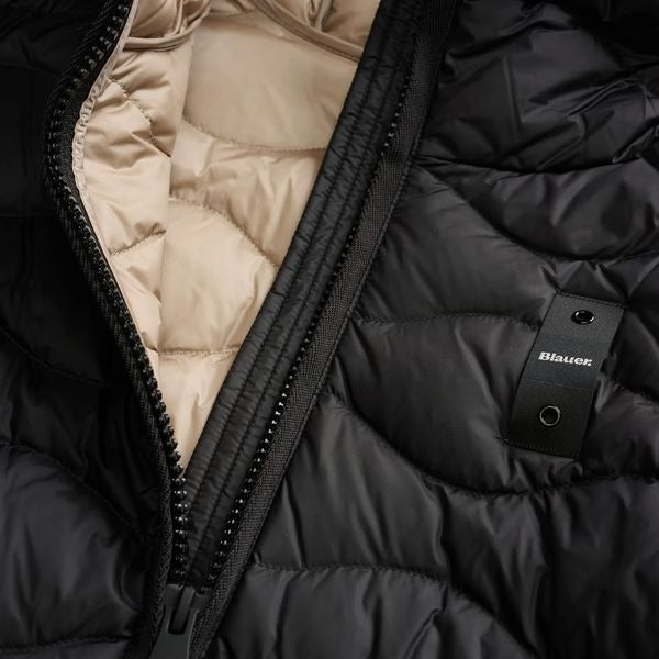 BLAUER Camelia giubbino donna trapuntato ad onde orizzontali dal taglio svasato cappuccio fisso e patch con glitter colore nero