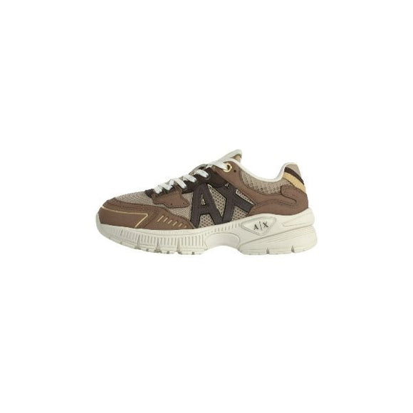 Armani Exchange scarpe dettagli dorati fondo nocciola colore marionette antagonist
