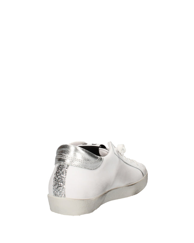2Star sneakers in pelle con stelle glitter effetto used