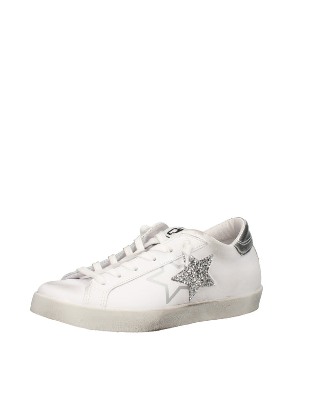 2Star sneakers in pelle con stelle glitter effetto used