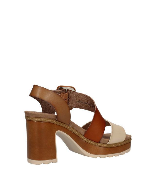 Refresh sandali in pelle con tacco grosso