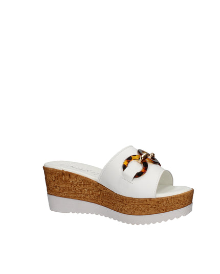 Cinzia Soft ciabatte con zeppa e catena decorativa