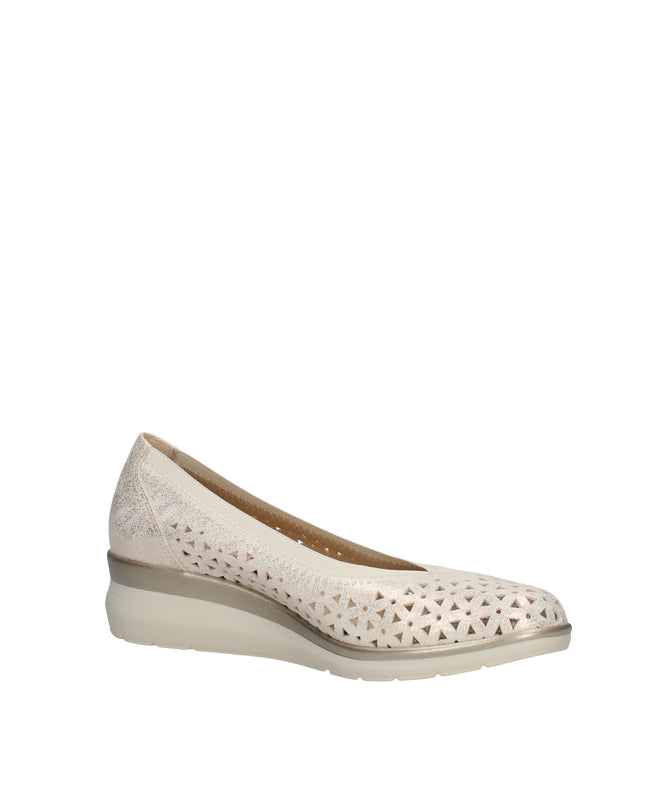 Pitillos mocassini con zeppa in pelle goffrata