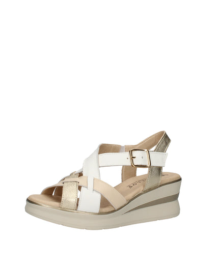 Pitillos sandali con zeppa, fasce intrecciate in pelle e cinturino