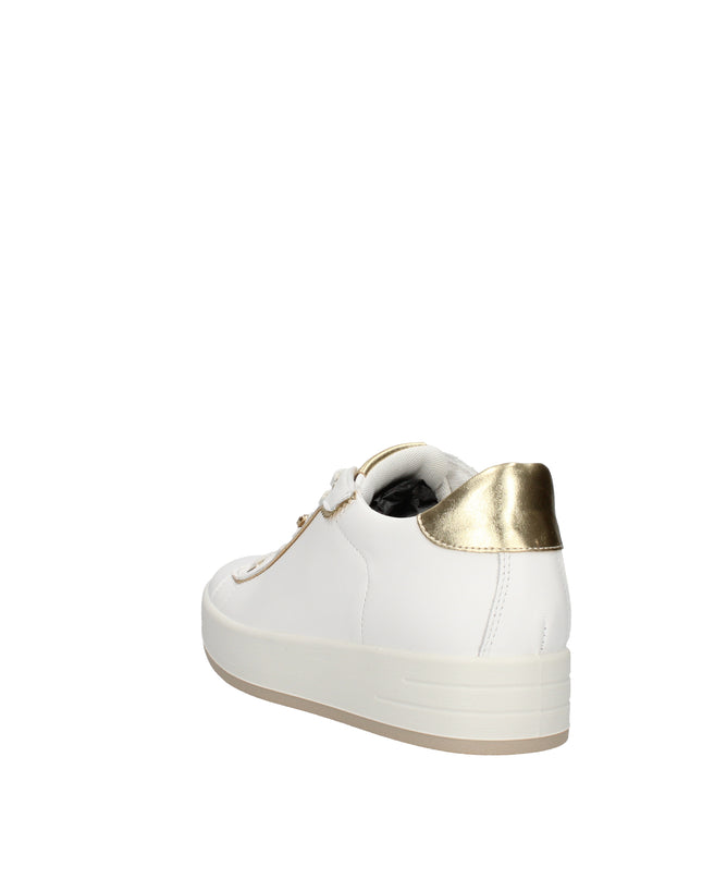 Igi&co sneakers in pelle con rialzo interno e charm